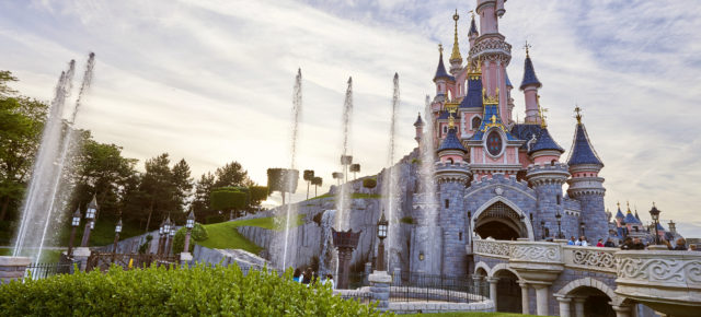 Kindheitsträume leben in Disneyland® Paris: Tageseintritt & Übernachtung im 4* Hotel inkl. Frühstück ab 119€
