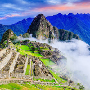 Peru Machu Picchu Nebel