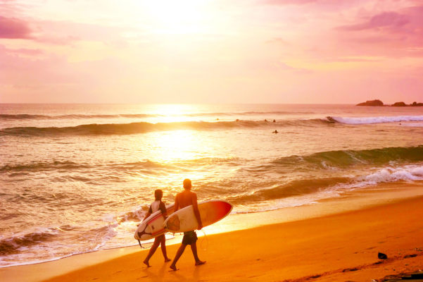 Sri Lanka Hikkaduwa Surfen Sonnenuntergang