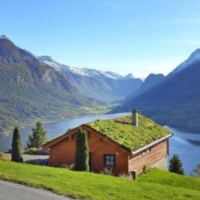 Blockhaus in Norwegen: 8 Tage im eigenen Ferienhaus mit Panoramablick auf den Nordfjord ab 141€ p.P.