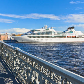 Russland St Petersburg Brücke Kreuzfahrt