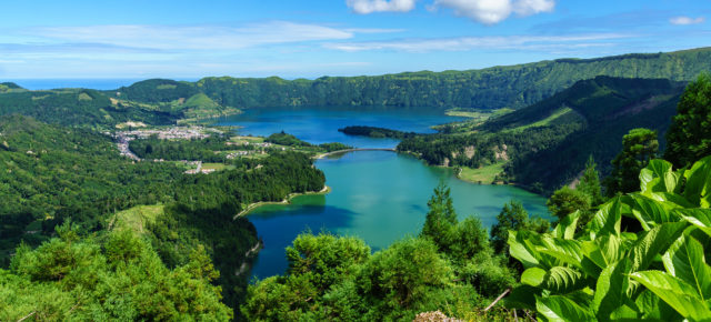 Das grüne Paradies: 11 Tage auf die Azoren inkl. 4*/5* Hotels, Mietwagen, Flug & Gepäck um 1299€