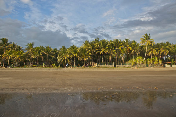 El Salvador Playa el Esteron