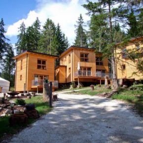 Luxus in Südtirol: 3 Tage im TOP Holz-Chalet mitten in der Natur mit Frühstück & Wellness nur 149€