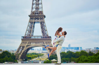 Noch diesen Monat nach Paris: 2 Tage mit 4* Hotel, Frühstück & Extras ab 70€