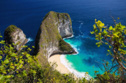 5* Luxus Hotel auf Bali: 14 Tage mit Frühstück, Zug-zum-Flug, Transfer & Flug