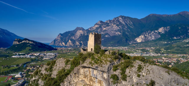 Die 15 besten Sehenswürdigkeiten am Gardasee: Tipps für Attraktionen & Ausflugsziele