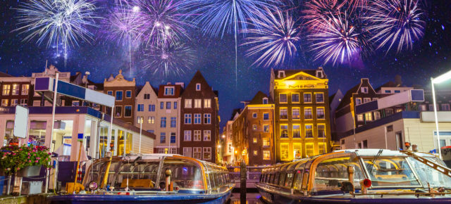Silvester in Amsterdam: 4 Tage im TOP 4* mit Frühstück & Flug NUR 519€