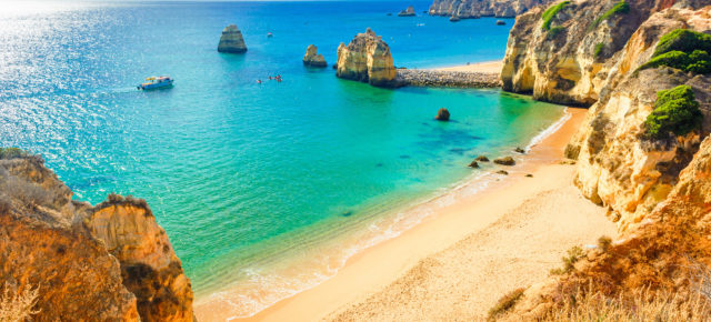 Portugal Kracher: 8 Tage Algarve im TOP 3* Hotel mit Pool & Flug ab 246€
