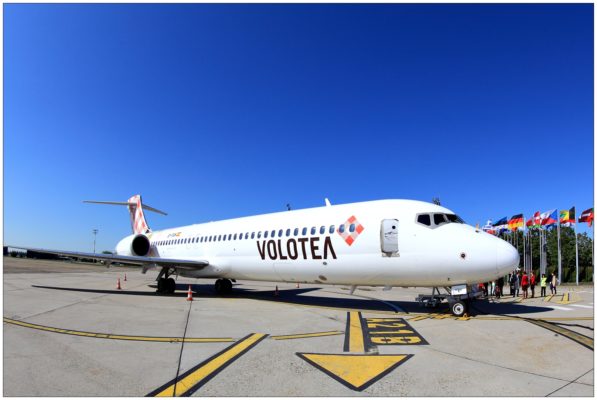 Volotea Flugzeug Rollfeld