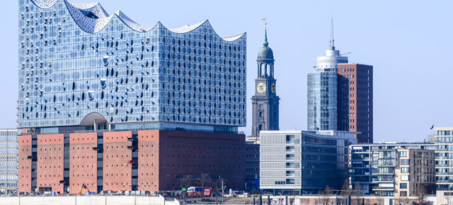 Städtetrip: 2 Tage Hamburg im zentralen 3* Premier Inn Hotel ab 27€