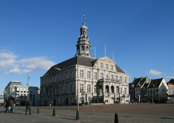 Niederlande Maastricht Rathaus