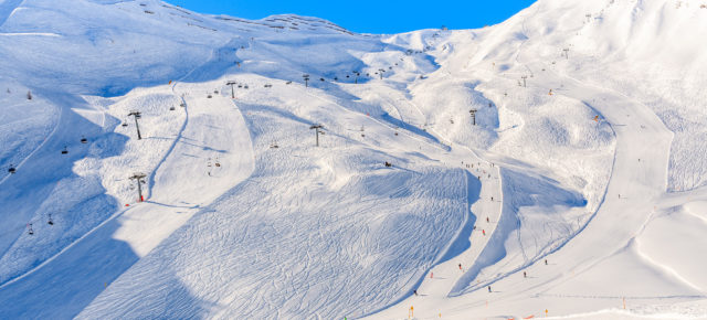 Gletscher-Abenteuer: 3 Tage nahe dem Natureispalast im Hintertuxer Gletscher mit TOP Unterkunft ab nur 120€