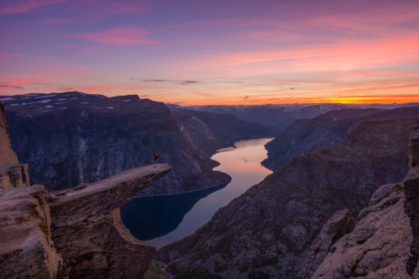 Norwegen Trolltunga Sonnenaufgang
