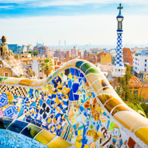 Luxuriöser Kurztrip: 4 Tage Barcelona im TOP 5* Hotel mit Frühstück & Flug nur 396€