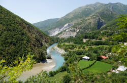 Balkan Abenteuer: 15 Tage Rundreise inkl. Halbpension, Flug, Transfer & 4* Hotels für NU...