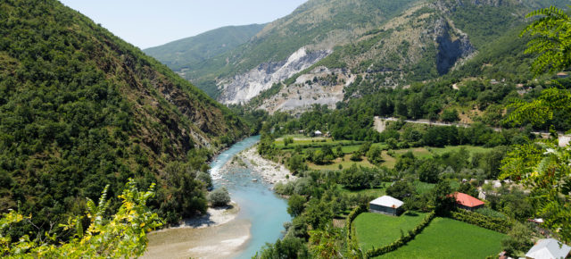 Balkan Abenteuer: 15 Tage Rundreise inkl. Halbpension, Flug, Transfer & 4* Hotels für NUR 1549€