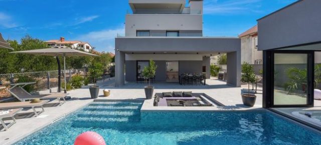 Kroatien 2021: 8 Tage Zadar in eigener Villa mit Whirlpool ab 414€ p.P.