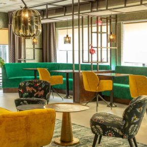 Niederlande Ede Hotel Reehorst Suite Hongkong Lounge