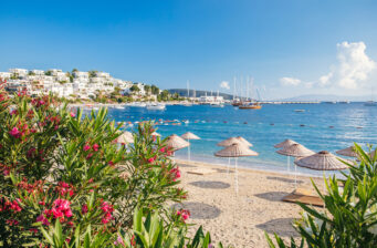 Ab in die Türkei: 7 Tage im 3* Alanya Risus Park mit All Inclusive & Flug