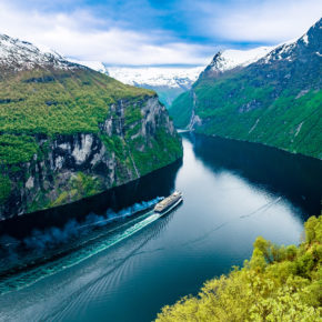 Postschiffroute in Norwegen: [ut f="duration"] Tage entlang der Küste Norwegens mit [ut f="board"], Flug & Transfers ab [ut f="price"]€