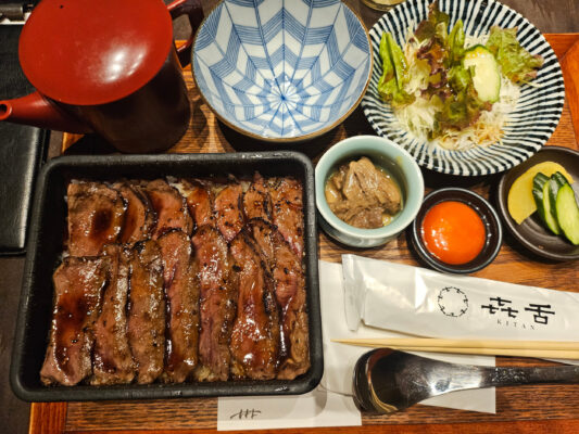japan osaka wagyu don