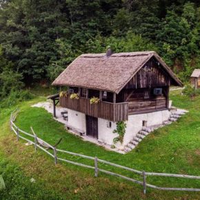 Idyllisches Slowenien: 4 Tage im eigenen Ferienhaus am Waldrand ab 85€ p.P.
