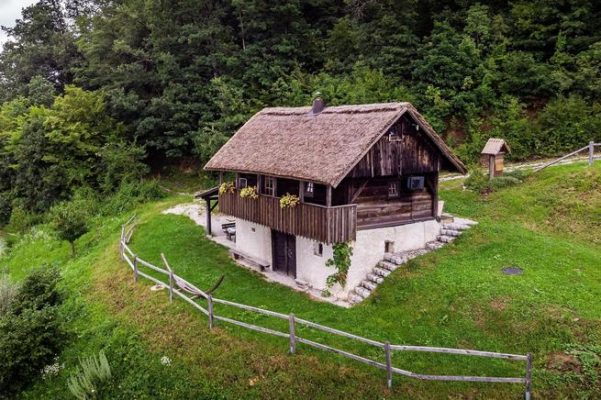 Idyllisches Slowenien 4 e Im Eigenen Ferienhaus Am Waldrand Ab 85 P P Urlaubstracker At