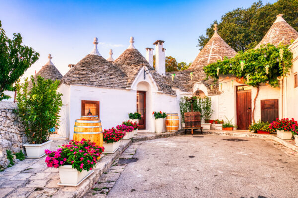 Italien Bari Alberobello Häuser