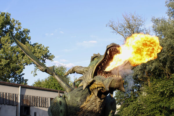 Bayern Furth am Wald Drache speit Feuer