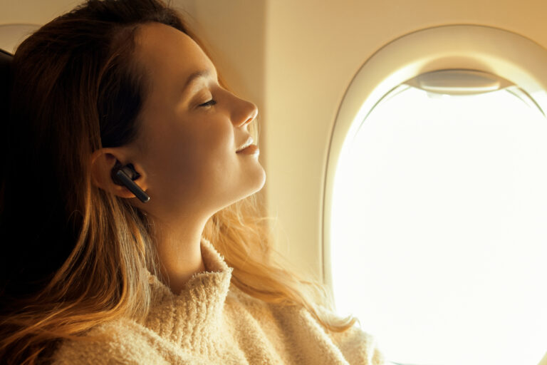 Unsere Top Reise-Gadgets für einen angenehmen Flug