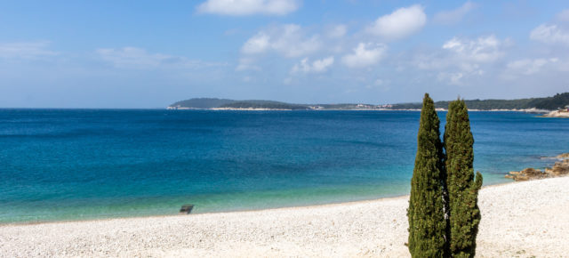 Langes Wochenende in Kroatien: 4 Tage Vrsar im 4* Hotel am Strand mit Halbpension um 190€