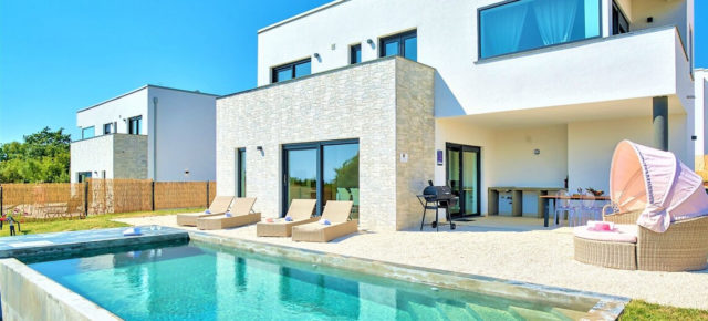 Kroatien: 8 Tage in luxuriöser Ferienvilla mit Infinity-Pool ab 408€  p.P.
