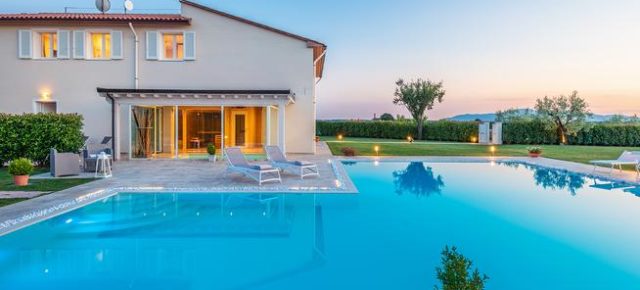 Luxus-Villa mit eigenem Spa: 8 Tage in der Toskana inkl. Privatpool, Sauna, Jacuzzi & mehr um 309€