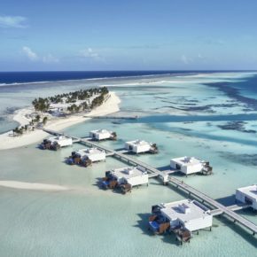 Luxusurlaub: 10 Tage Malediven im neuen TOP 5* Hotel mit All Inclusive, Flug, Transfer & Zug für 2.724€