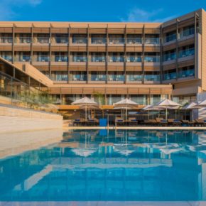 Kreta: 7 Tage im 5* Beach Hotel mit Halbpension, Flug & Transfer für 488€ Kreta: 7 Tage im 5* Beach Hotel mit Halbpension, Flug & Transfer für 488€