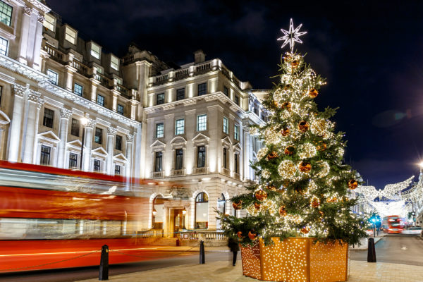 Großbritannien London Weihnachtsbaum Glitzer