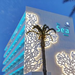 Ab nach Mallorca: 7 Tage im TOP 4* Hotel am Strand mit Frühstück, Flug & Transfer für 558€