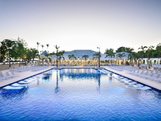 Bahia Principe Grand El Portillo Pool