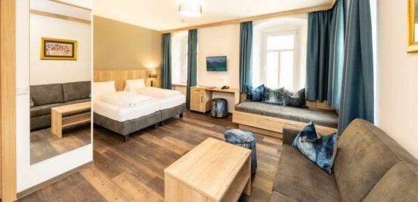 Wochenende im Salzburger Land: 3 Tage im 3.5* mit Halbpension, Sommercard und Wellness für 111€