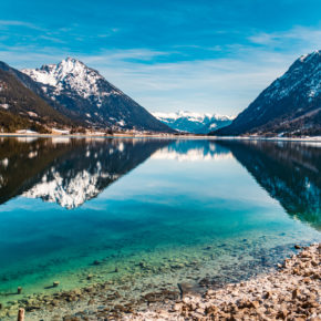 Badespaß am Achensee: 3 Tage übers Wochenende im TOP 3* Gästehaus mit Frühstück für 149€
