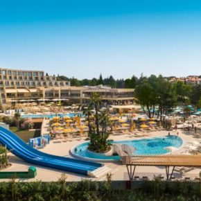 Kroatien Topseller: 4 Tage im TOP 4* Hotel in Strandnähe mit Halbpension plus & Sauna ab 237€