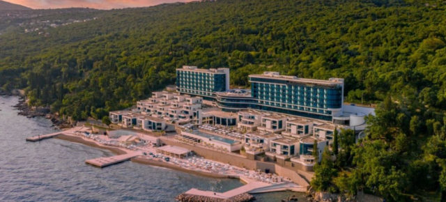 Kroatien: 3 Tage an der Kvarner Bucht inkl. TOP 5* Hilton Resort direkt am Strand, Frühstück & Spa nur 142€