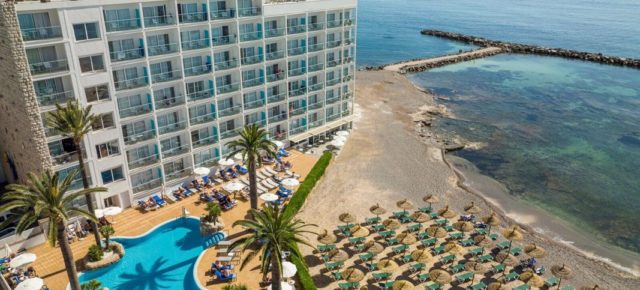 Urlaub direkt am Mittelmeer: 8 Tage Mallorca im tollen 4* TUI BLUE Hotel mit Halbpension, Flug & Transfer nur 657€