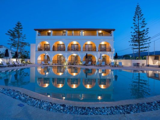 Serenity Luxury Boutique Hotel Agrilia