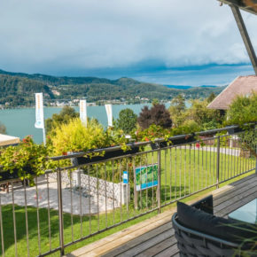 Urlaubserlebnis im EuroParcs Wörthersee durch die Brückentage verdoppeln: [ut f="duration"] Tage mit eigenem Ferienhaus direkt am See ab [ut f="price"]€ p.P.