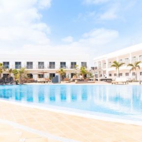 Last Minute nach Fuerteventura: [ut f="duration"] Tage im TOP [ut f="stars"]* Hotel inkl. [ut f="board"], Flug & Transfer nur [ut f="price"]€