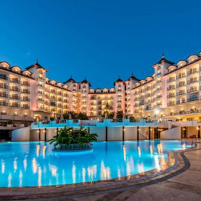 ltur-tuerkei-serenis-hotel-pool