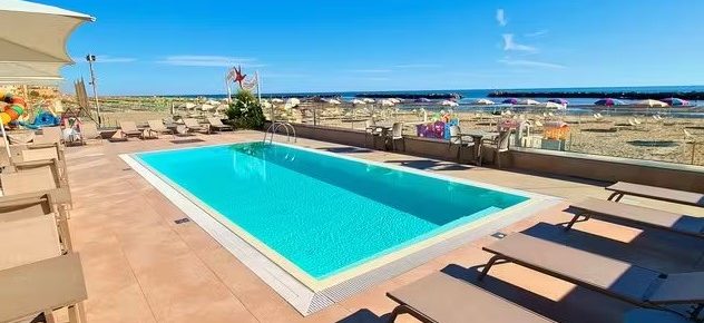 Strandurlaub an der italienischen Riviera: 5 Tage im TOP 3* Hotel inkl. Frühstück & Extras um 159€
