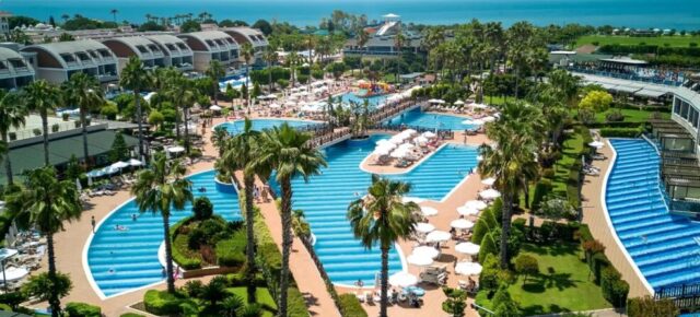 Black Week Kracher: 7 Tage Cluburlaub in der Türkei im TOP 5* TUI Magic Life mit All Inclusive, Flug & Transfer nur 525€